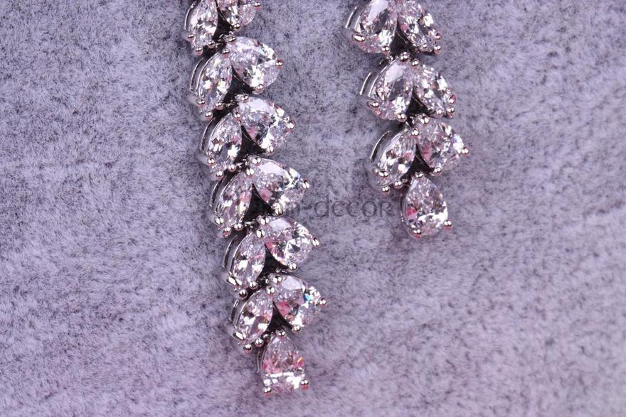 Серьги с цирконами Mercato из Посеребренная бижутерия от  6