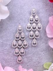 Серьги с цирконами Viva из Посеребренная бижутерия от  1