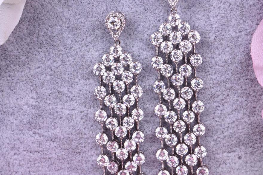 Серьги с цирконами Merle из Посеребренная бижутерия от  5