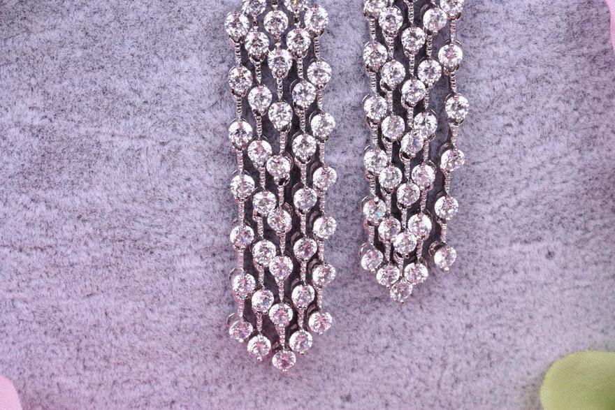 Серьги Звездопад с цирконами из Посеребренная бижутерия от  3