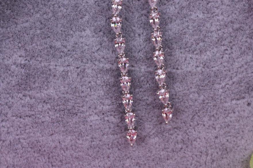 Длинные капельки с цирконами из Посеребренная бижутерия от  5