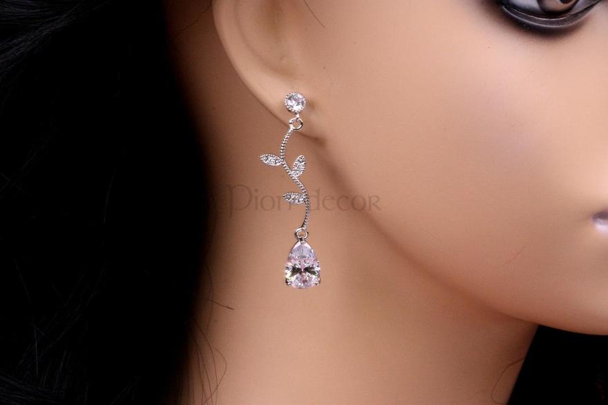 Серьги с цирконами Веточки из Посеребренная бижутерия от  2