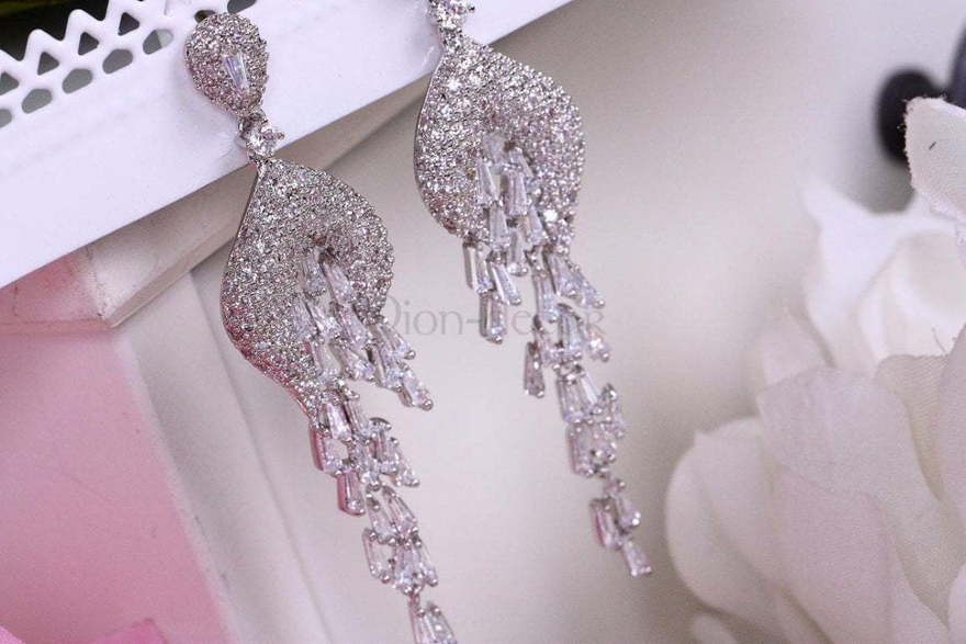 Серьги с цирконами Claudia из Посеребренная бижутерия от  2