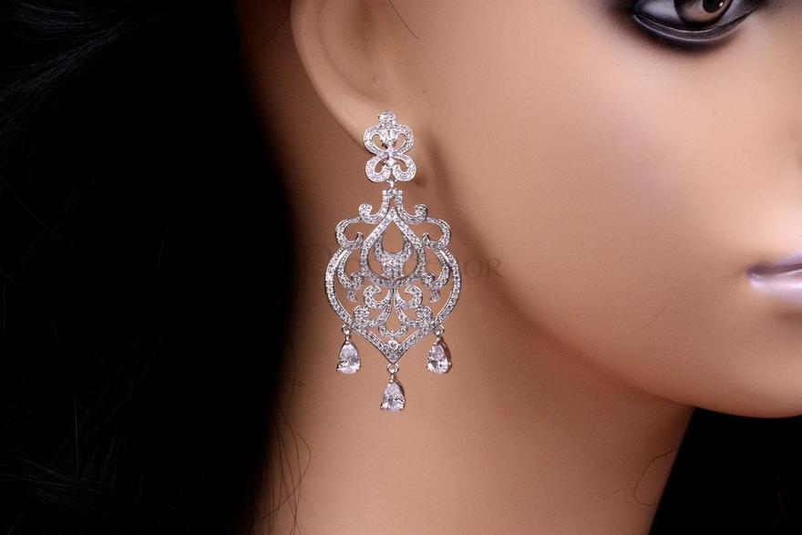 Серьги Shic с цирконами из Посеребренная бижутерия от  2