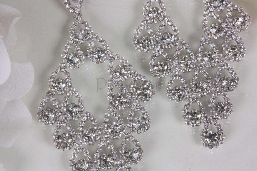 Серьги Majesty серебристые из Посеребренная бижутерия от  2