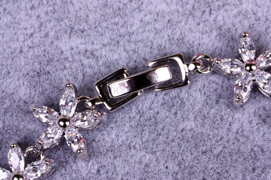 Браслет с цирконами Flowers из Посеребренная бижутерия от  4