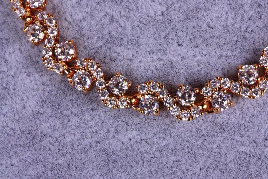 Браслет Brilliant с цирконами из Позолоченная бижутерия от  5