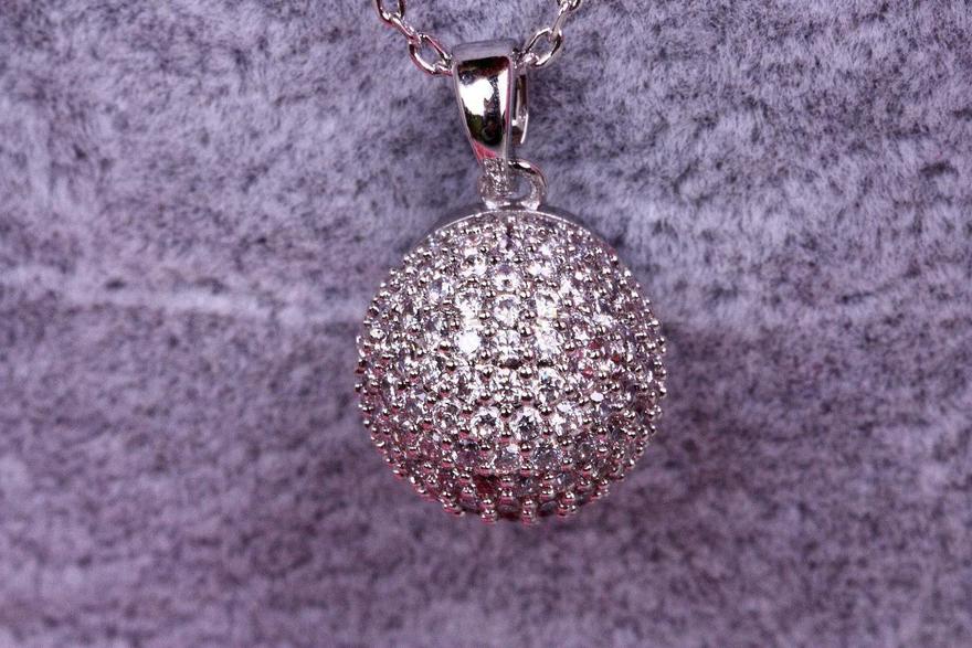 Цирконовая подвеска Ball с цепочкой из Посеребренная бижутерия, Цирконий от  4