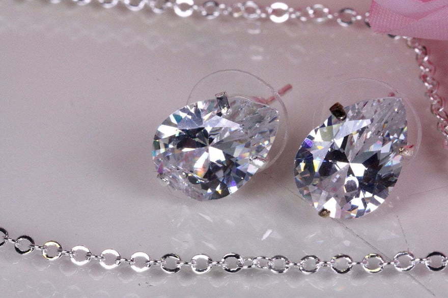 Серьги и кулон с цирконами Rain из Посеребренная бижутерия от  3