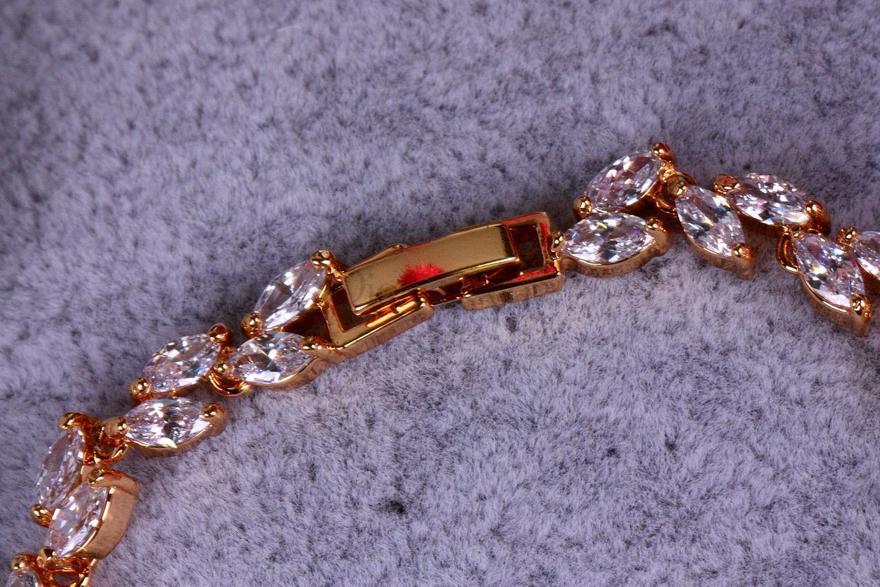 Браслет с цирконами gold из Позолоченная бижутерия от  4