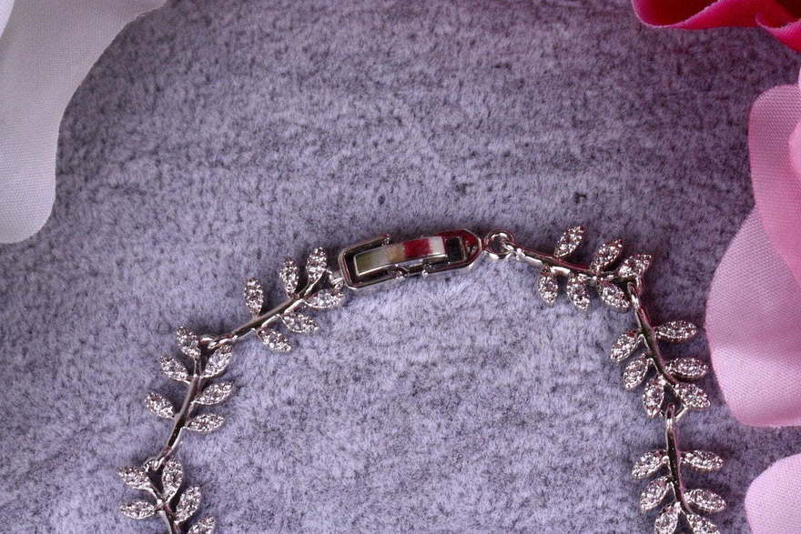 Браслет Cannes с цирконами из Посеребренная бижутерия от  4