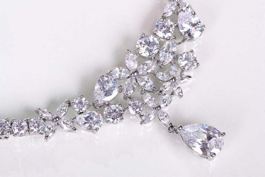 Комплект Maria с цирконами из Посеребренная бижутерия от  2