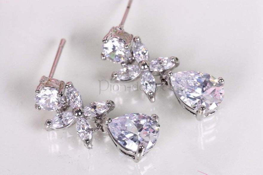 Комплект Maria с цирконами из Посеребренная бижутерия от  4