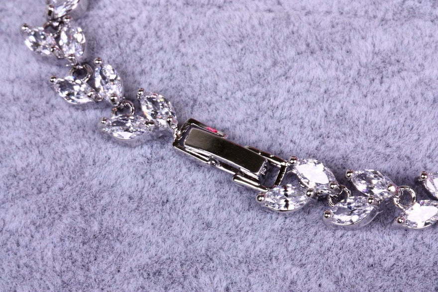 Браслет с цирконами Lilu из Посеребренная бижутерия от  3