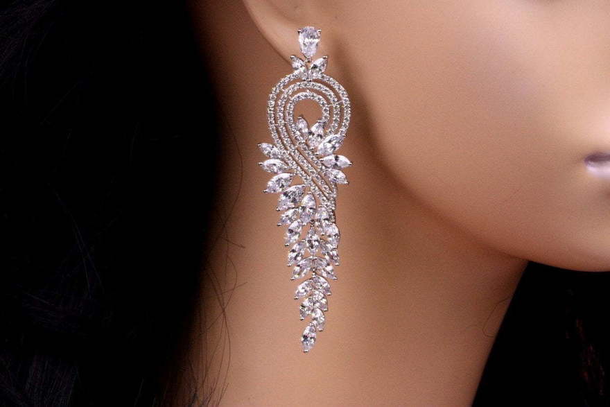 Серьги Perfezione с цирконами из Посеребренная бижутерия от  2