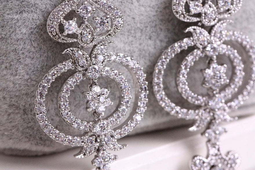 Серьги с жемчугом и цирконами Ana из Посеребренная бижутерия от  4